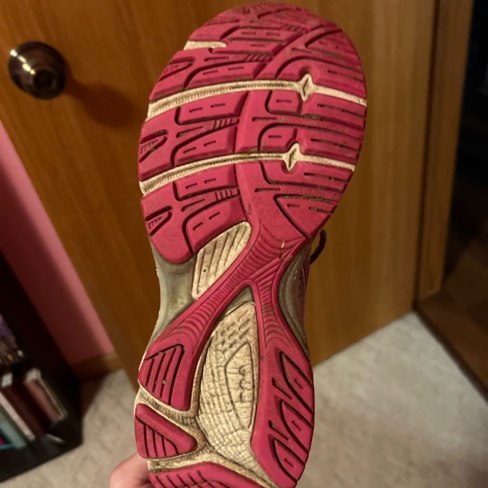 ASICS Athletic Shoes - Picture 6 of 7